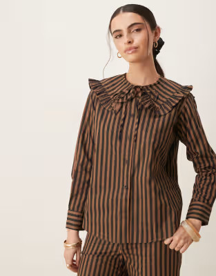 Glamorous big collared button down poplin shirt in brown black stripe | ASOS (Global)