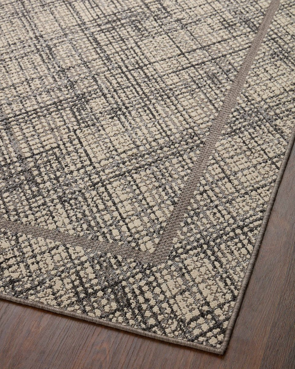 Rainier - RAI-10 Area Rug | Rugs Direct