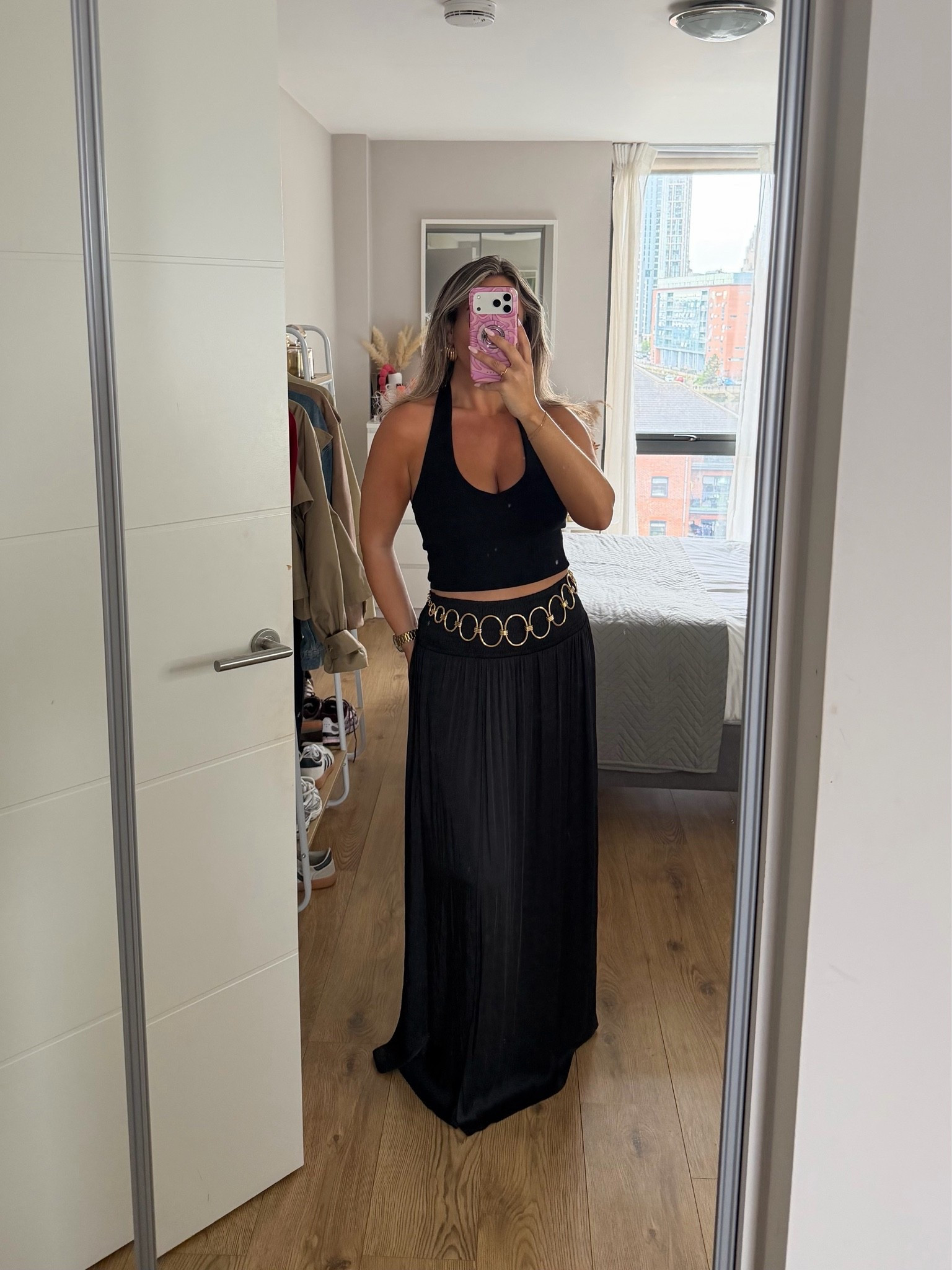 All black holiday outfit 🖤

I’m a uk size 10, 5ft4 and I’m wearing a size Small in the top and an XSmall in the skirt

Satin skirt, holiday outfits, euro summer, black outfit, summer outfits

#LTKsummer #LTKstyletip #LTKdatenight