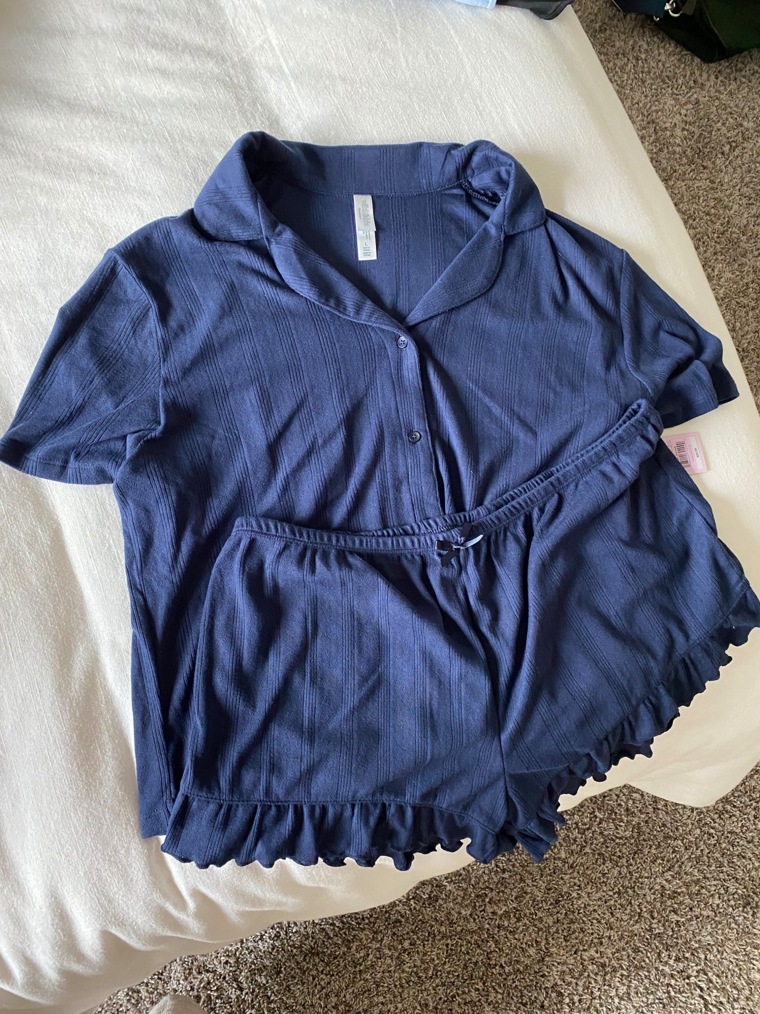 The softest target pajamas!! I got a large! They’re $25 for the set!!! 

#LTKStyleTip #LTKFindsUnder100 #LTKFindsUnder50