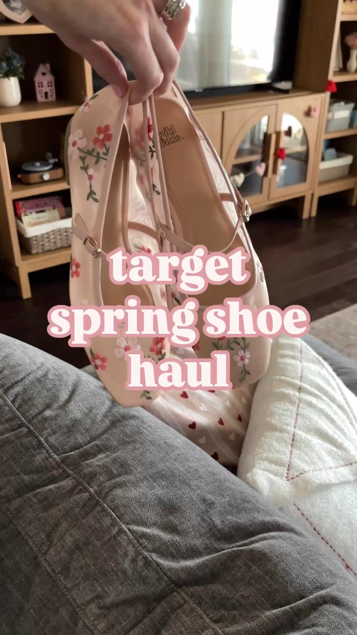 Target spring shoe haul!

All of these fit tts for me!

#targetshoes #targetspringfashion #targetfinds #targethaul #girlygirlstyle

#LTKWatchNow #LTKFindsUnder50 #LTKShoeCrush