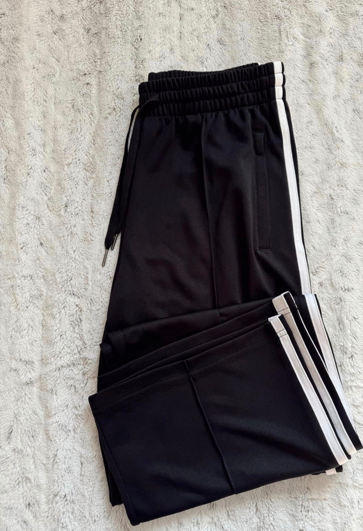 Perfect for workouts or lounging, these track pants are a must-have! Found on Amazon.

#LTKdayinmylife #LTKgrwm #LTKmomlife