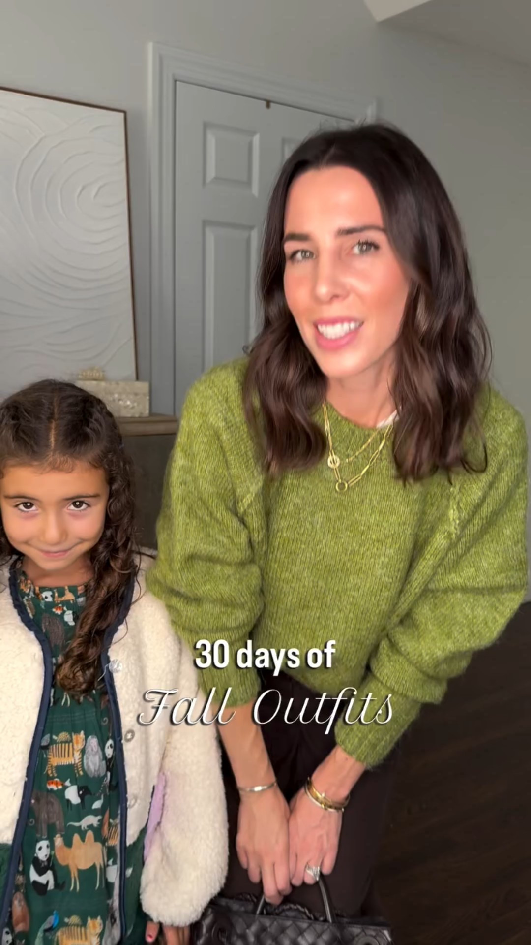 Day 2 of 30 for easy, but never basic, Fall fits. 

I don’t take for granted how lucky I am that my daughter still lets me pick out her outfits! Some of my mom-friends are not so fortunate! 🤣

#motherdaughterstyle #momlife #kidsfashion