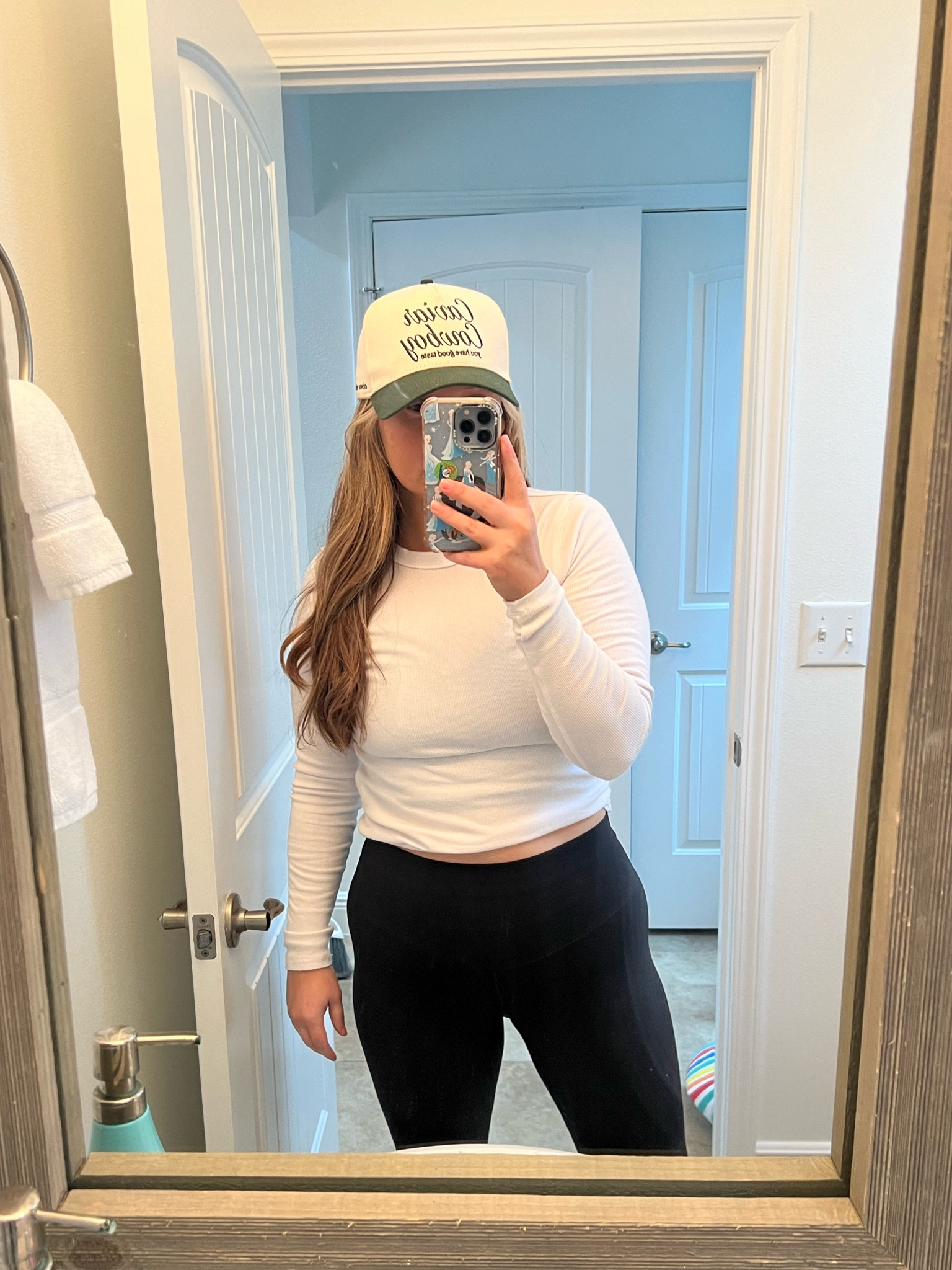 Rainy day running around outfit 