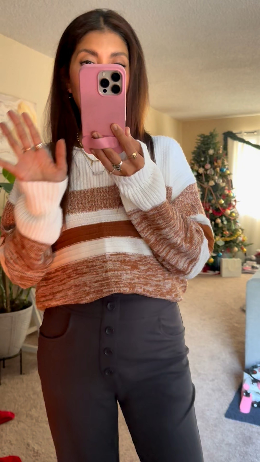 Cozy but make it chic. 🤍
This sweater is SO soft, lightweight, and effortless—my favorite styling trick? A quick bra tuck for the perfect cropped look without cutting it ✂️😉
Paired with these pants that look like luxe dress pants but feel like yoga pants… yes please. The quality, the fit, the comfort—10/10.
Add your favorite accessories and you’re instantly styled for work, errands, brunch, or date night. This is one of those outfits you’ll reach for on repeat. ✨



cozy outfit, chic outfit, everyday style, soft sweater, lightweight sweater, cropped sweater style, bra tuck styling, elevated basics, comfy chic, work to weekend outfit, dressy pants, yoga pants feel, pull on pants, flattering pants, minimalist outfit, neutral outfit, capsule wardrobe, fall outfit, winter outfit, timeless style, effortless style, women’s fashion, outfit of the day

#LTKOver40 #LTKootd #LTKmomlife