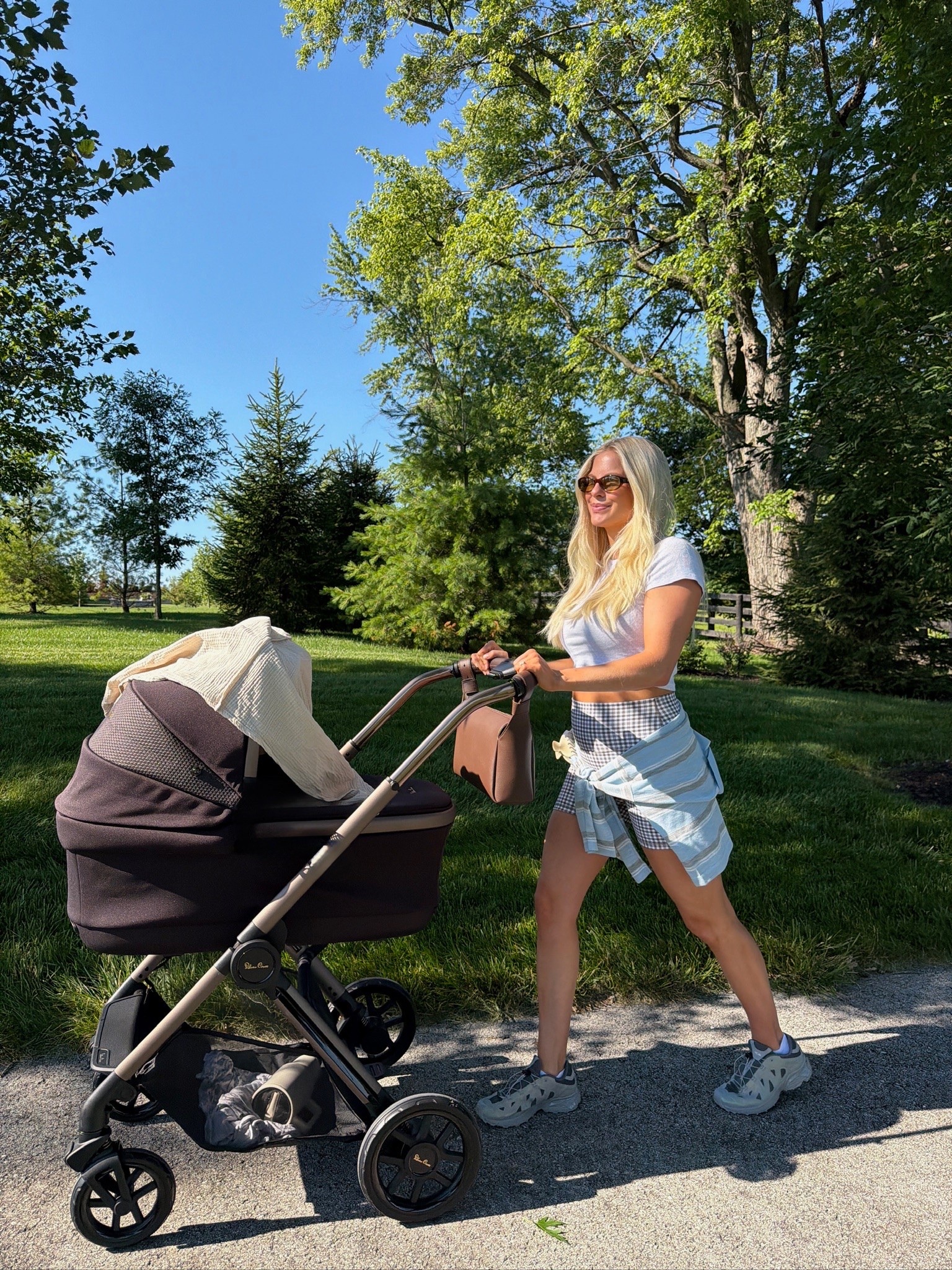 SIZE: medium in tee, sweater, & shorts, shoes run tts! Stroller & bassinet in color ganache! #kathleenpost

Errands outfit, postpartum look

#LTKootd #LTKmomlife #LTKBaby