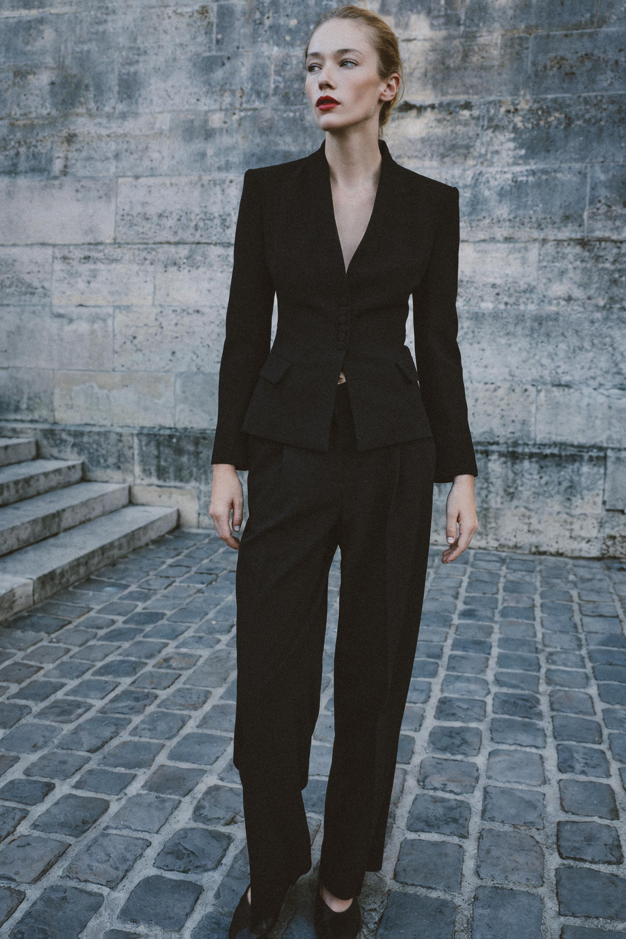 TAILLIERTER PEPLUM-BLAZER | Zara DE