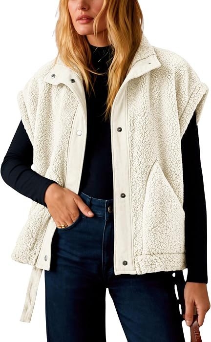 Womens Fleece Vest Casual Sleeveless Button Down Sherpa Jacket Outerwear with Pockets | Amazon (US)