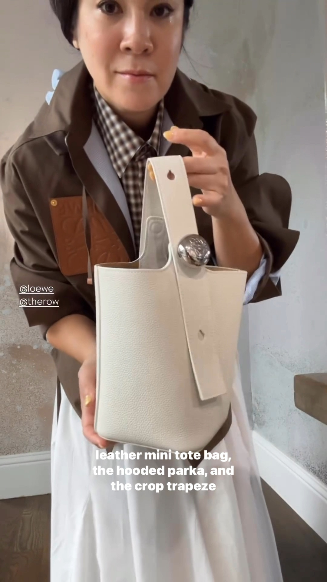 Loewe sizing is inconsistent in all categories. 

Jacket: SZ34, but I’ve tried this jacket in 32, 34 and 36 and they all fit the same.

Cropped Trapeze Shirt: SZ40, could have taken 38.


#LTKVideo #LTKItBag #LTKStyleTip