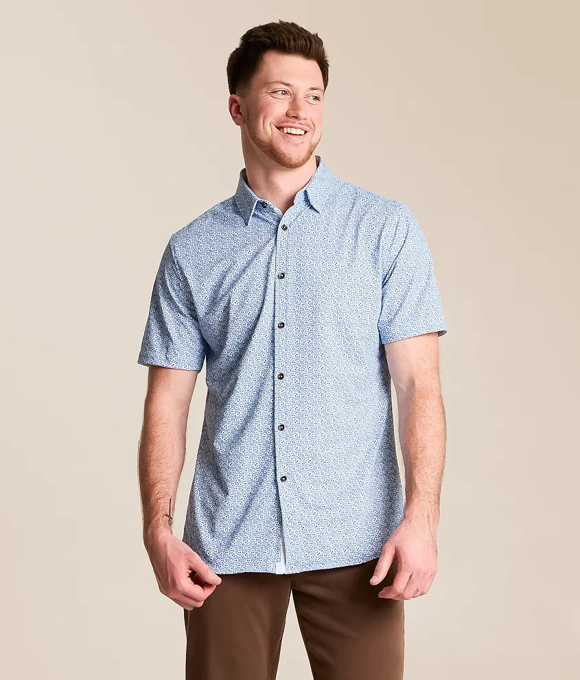 Athletic Performance Stretch Shirt | Buckle