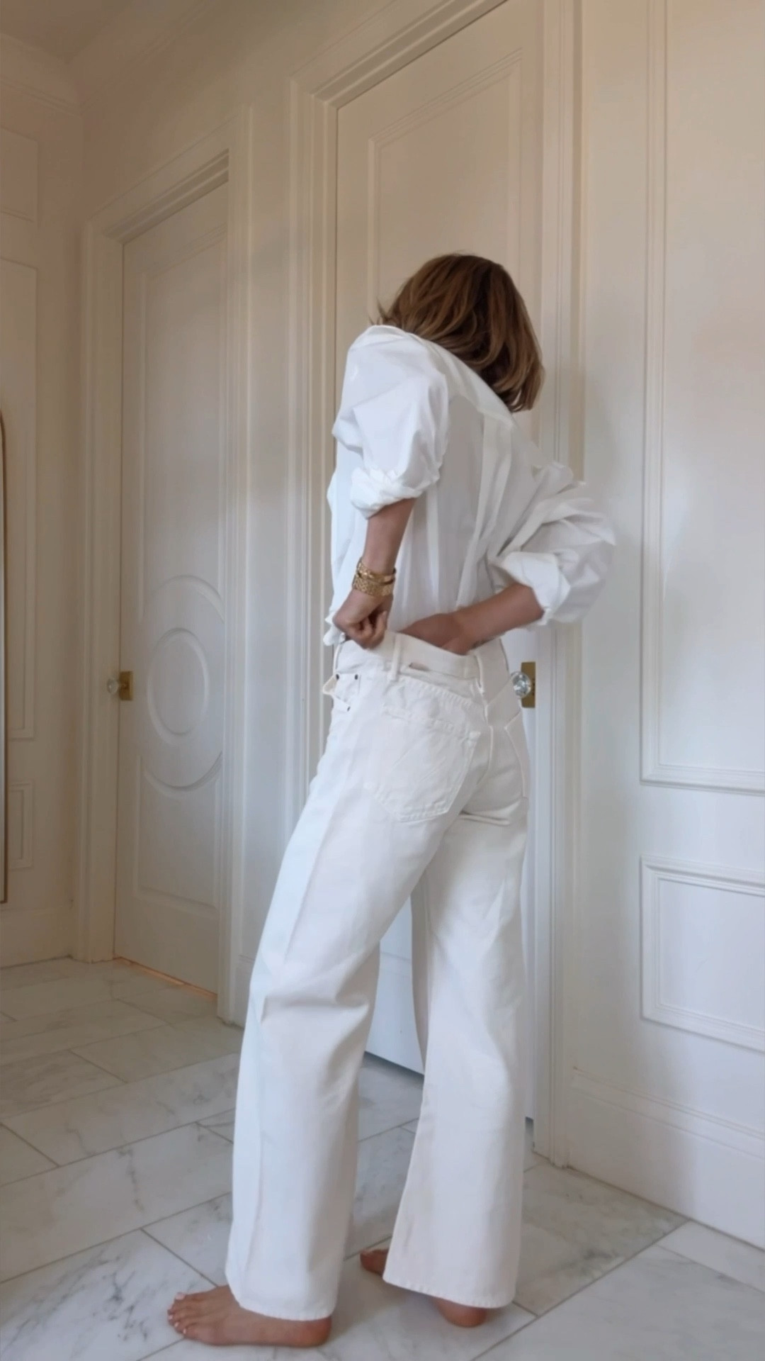 These viral mother wide leg jeans in a new natural color for spring and summer. I linked both inseams. Wearing the 31" inseam here 