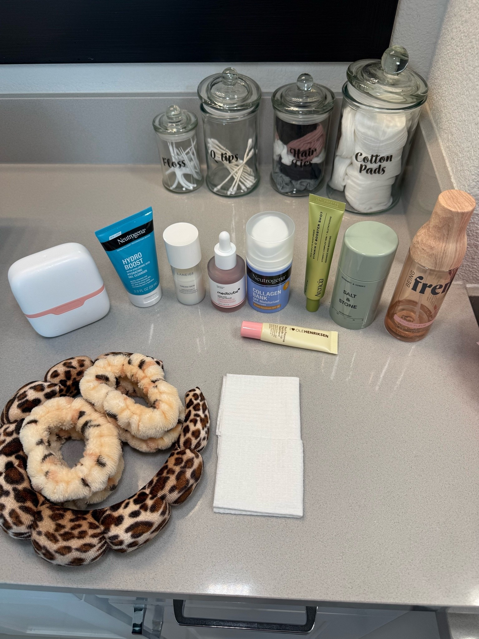 Morning skincare routine ✨

#LTKmorningroutine #LTKselfcare #LTKOver40