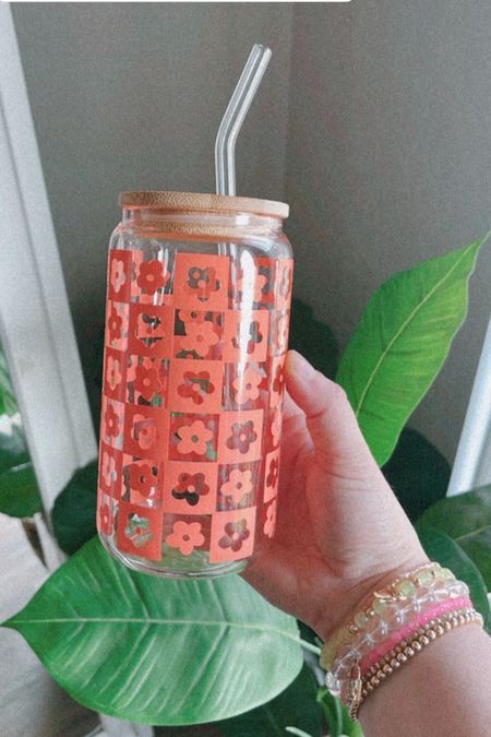Iced coffee glass cup
Beer can glass
Groovy flowers retro vibes


#LTKunder50 #LTKGiftGuide #LTKhome
