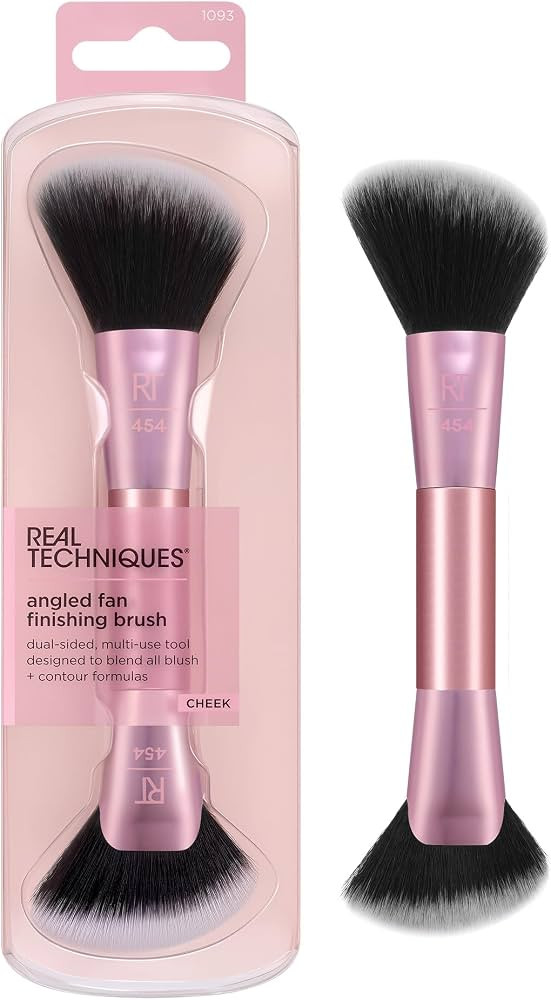 Real Techniques Angled Fan Finishing Brush, Dual-Ended Contour, Bronzer & Blush Makeup Brush for ... | Amazon (US)