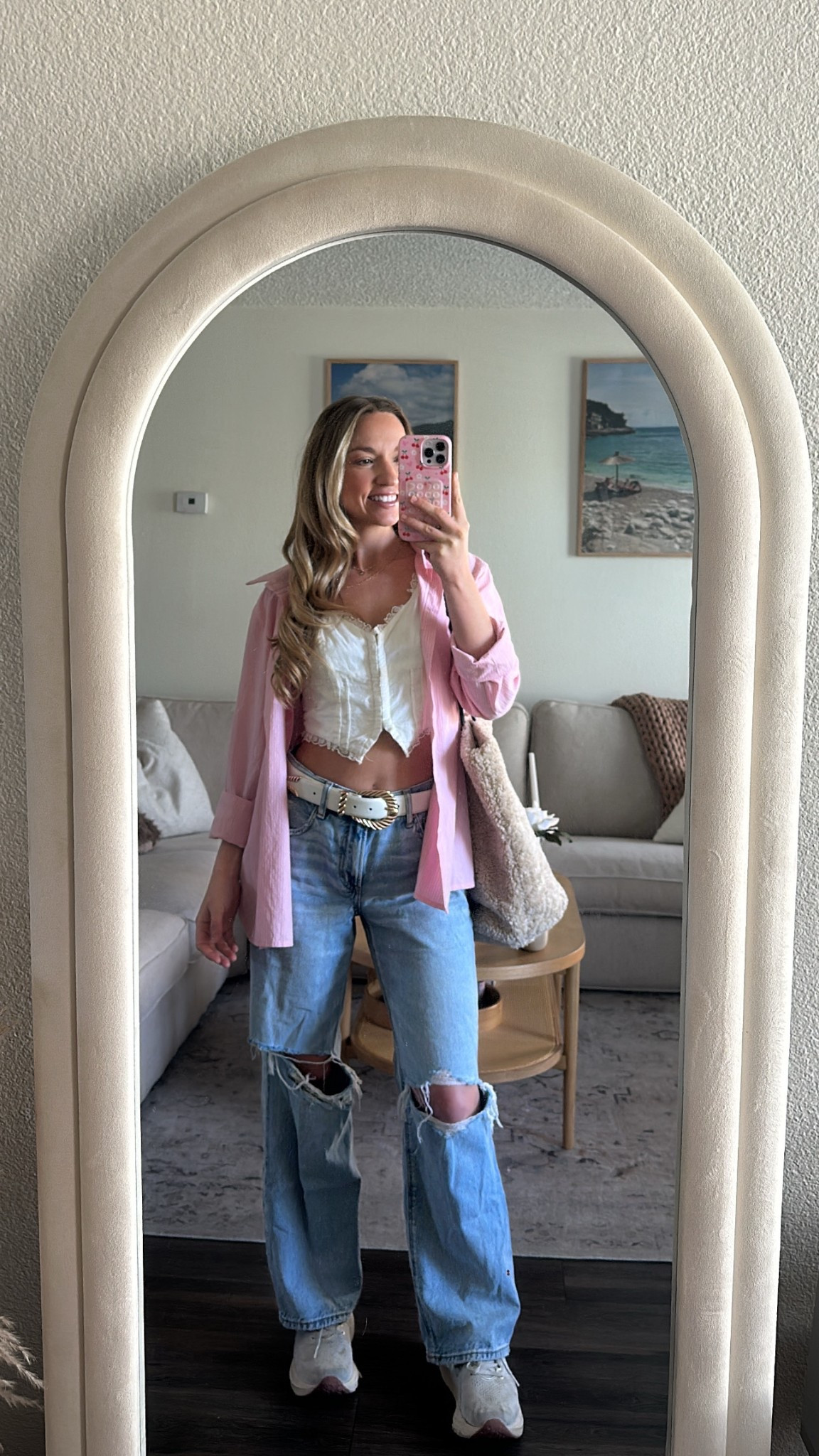 Friday ootd 🩷 

#LTKFindsUnder50 #LTKTravel #LTKSeasonal