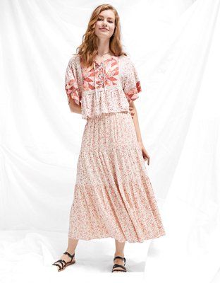 AE Printed Tiered Maxi Skirt | American Eagle Outfitters (US & CA)