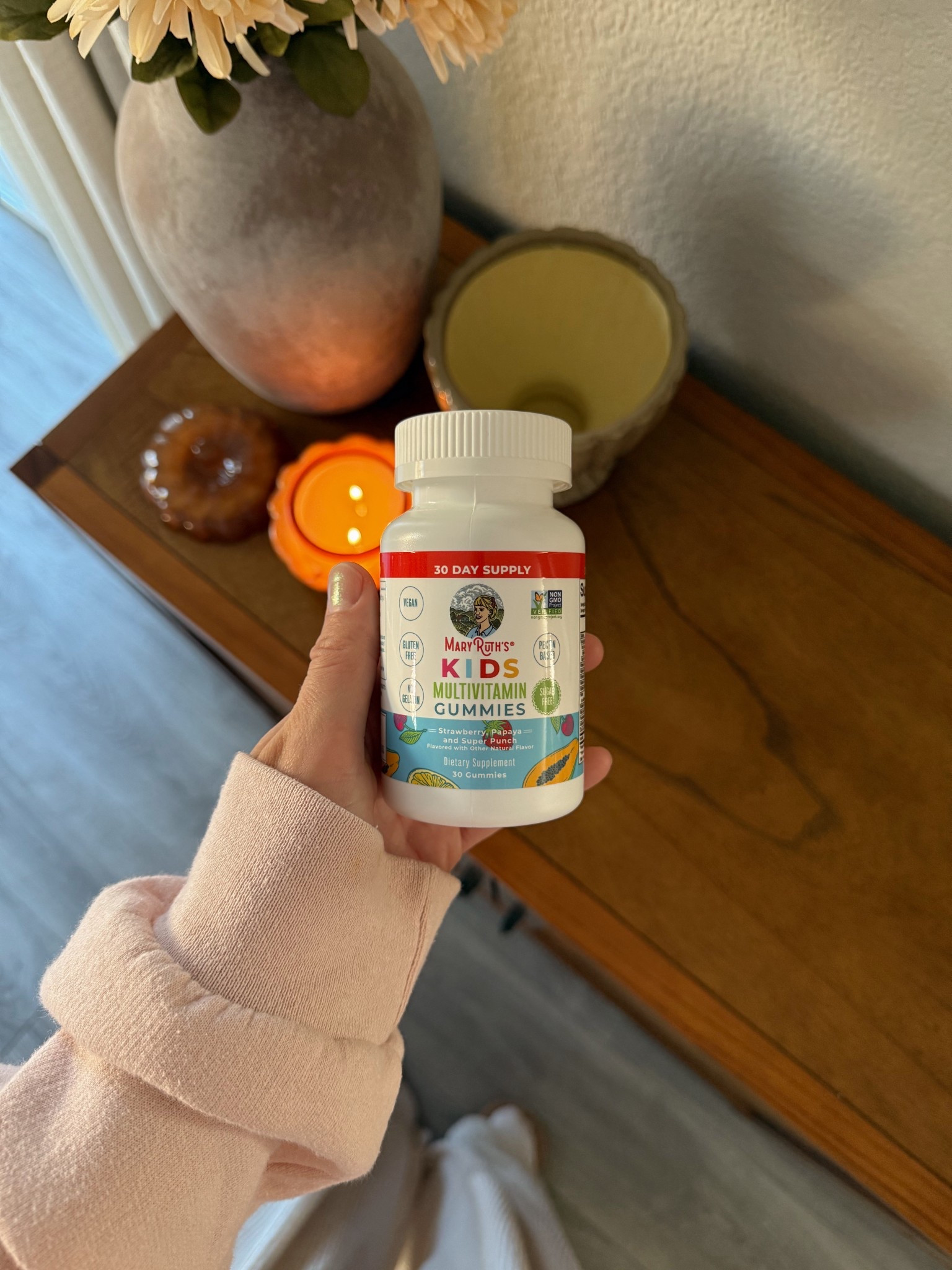 My toddlers new daily vitamins! She LOVES these! 😋 