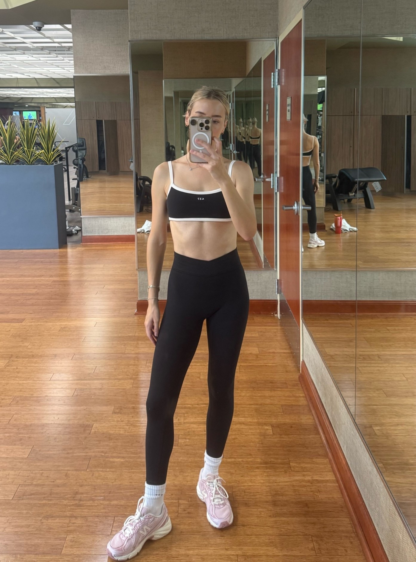 437 active wear, gym set, black gym workout set

#LTKfitnessgoals #LTKActive