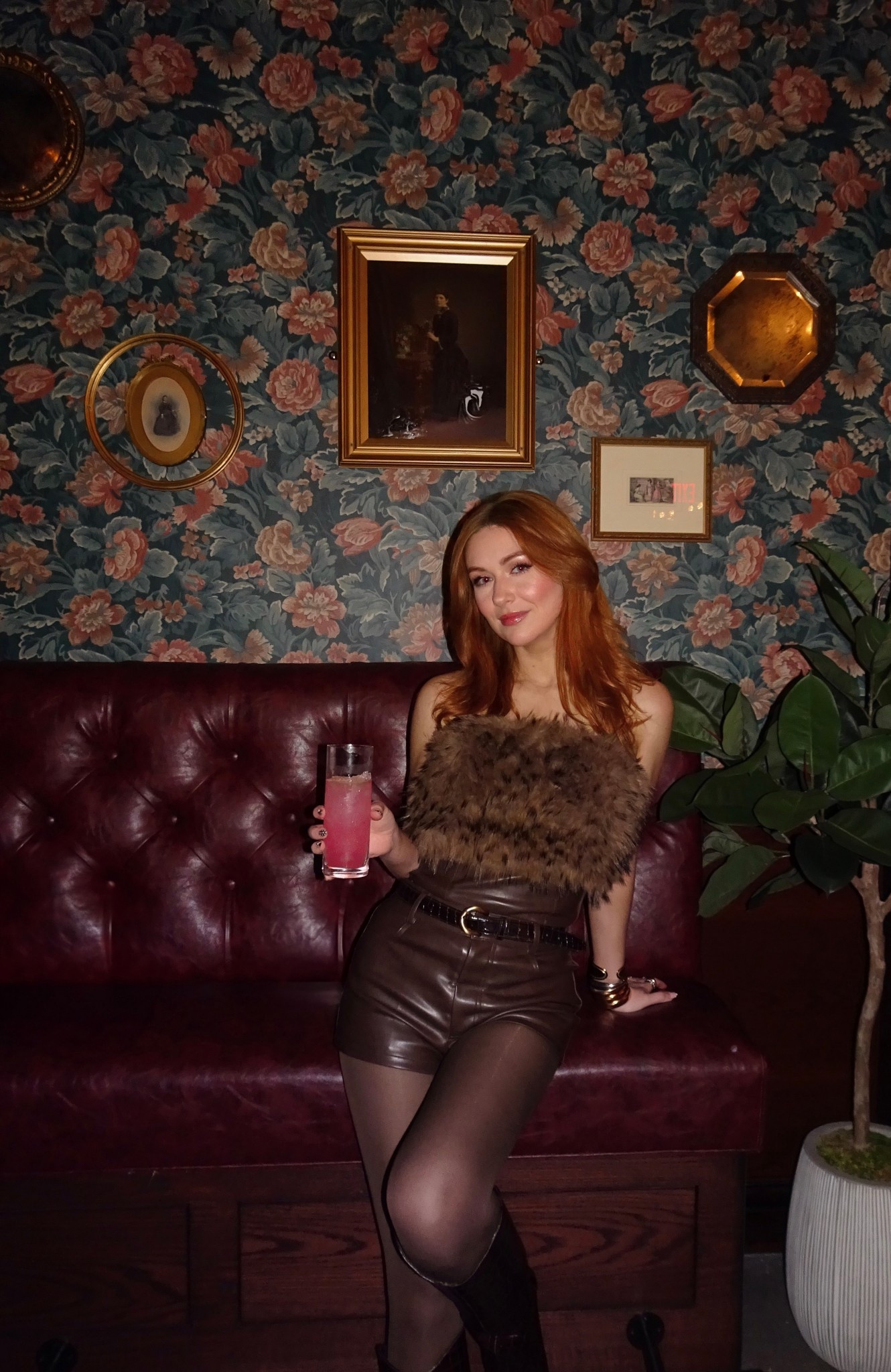 micro short and fur trend going out easy set outfit

#LTKStyleTip