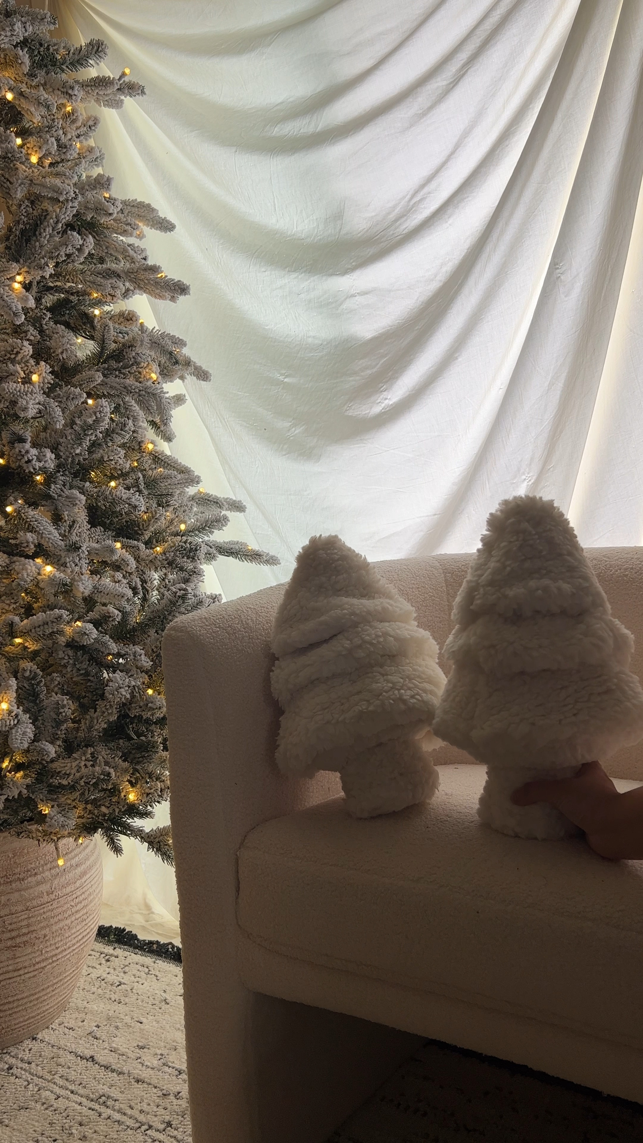 This is your sign to jump on all those deals! 

#LTKHoliday #LTKSeasonal #LTKhome