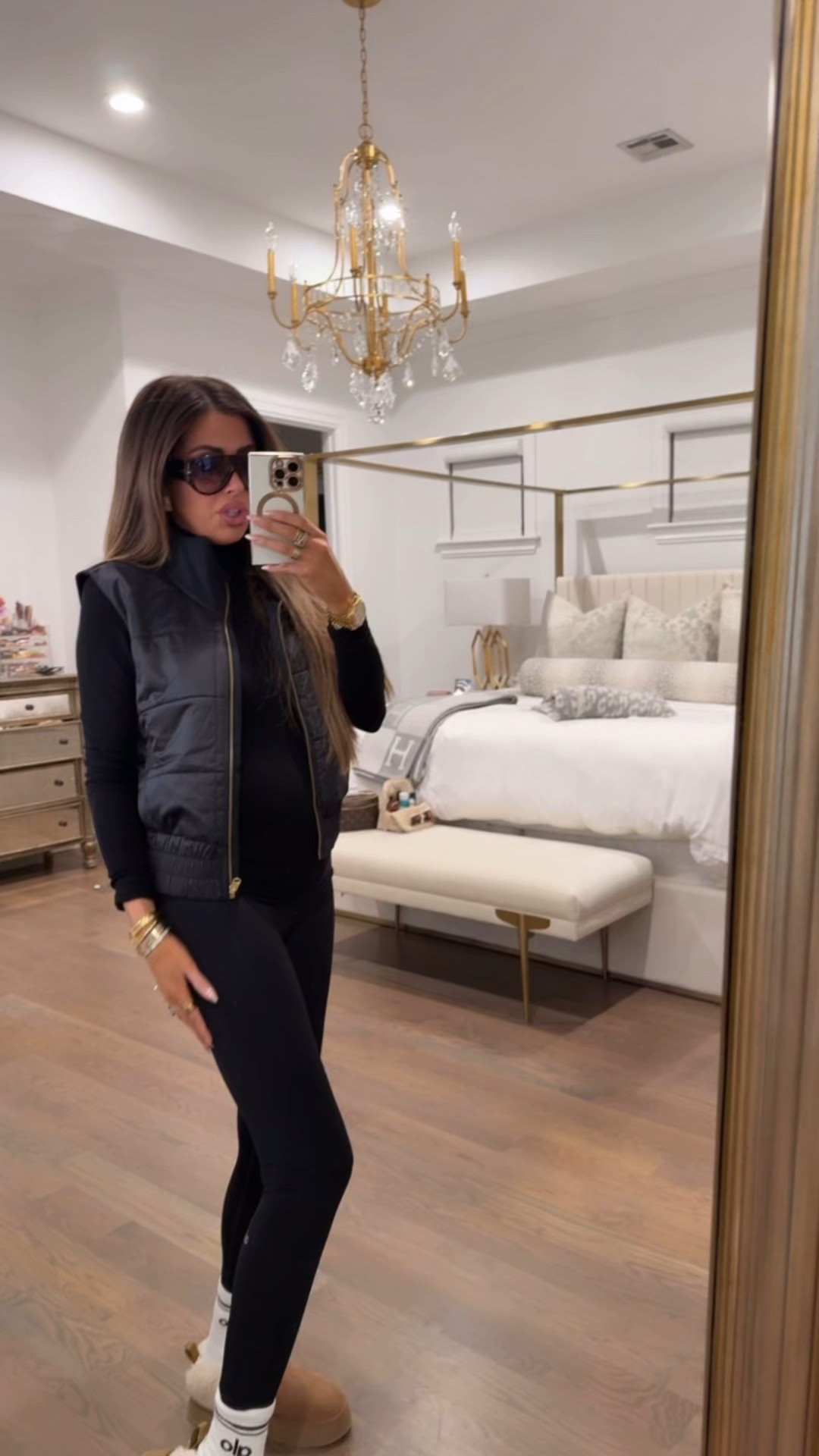 I’m wearing a size small in leggings and size medium in vest! 

Fall outfits, Fall fashion, Winter Fashion, Black Vest, Sunglasses, Vest, Emily Ann Gemma

#LTKHoliday #LTKootd #LTKGiftGuide