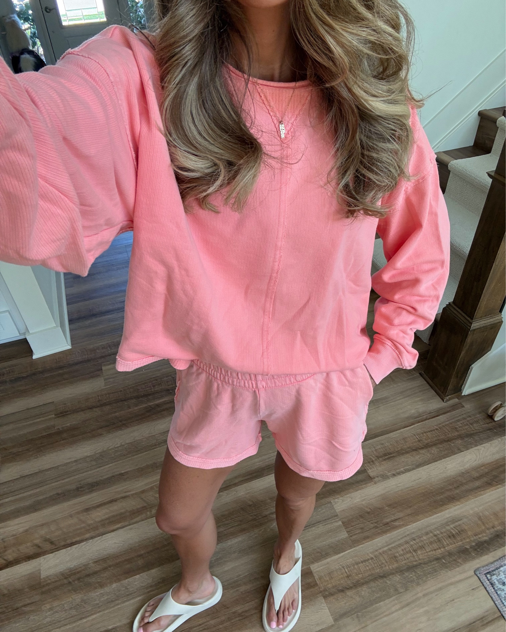 Ny outfit of the day as a postpartum mom from @Aerie   everything runs on the slightly bigger size but still wearing my true size (medium)
Linked my matching bralette too 



#LTKmomlife #LTKdayinmylife #LTKootd