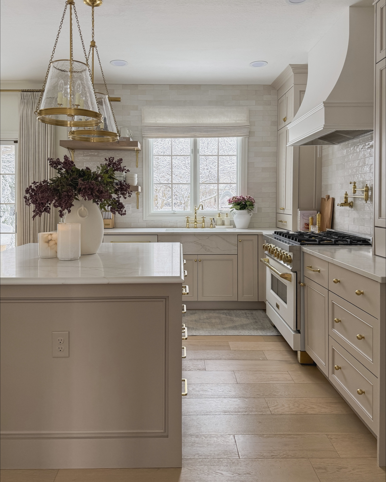 Winter whites ❄️

#LTKSaleAlert #LTKdayinmylife #LTKHome