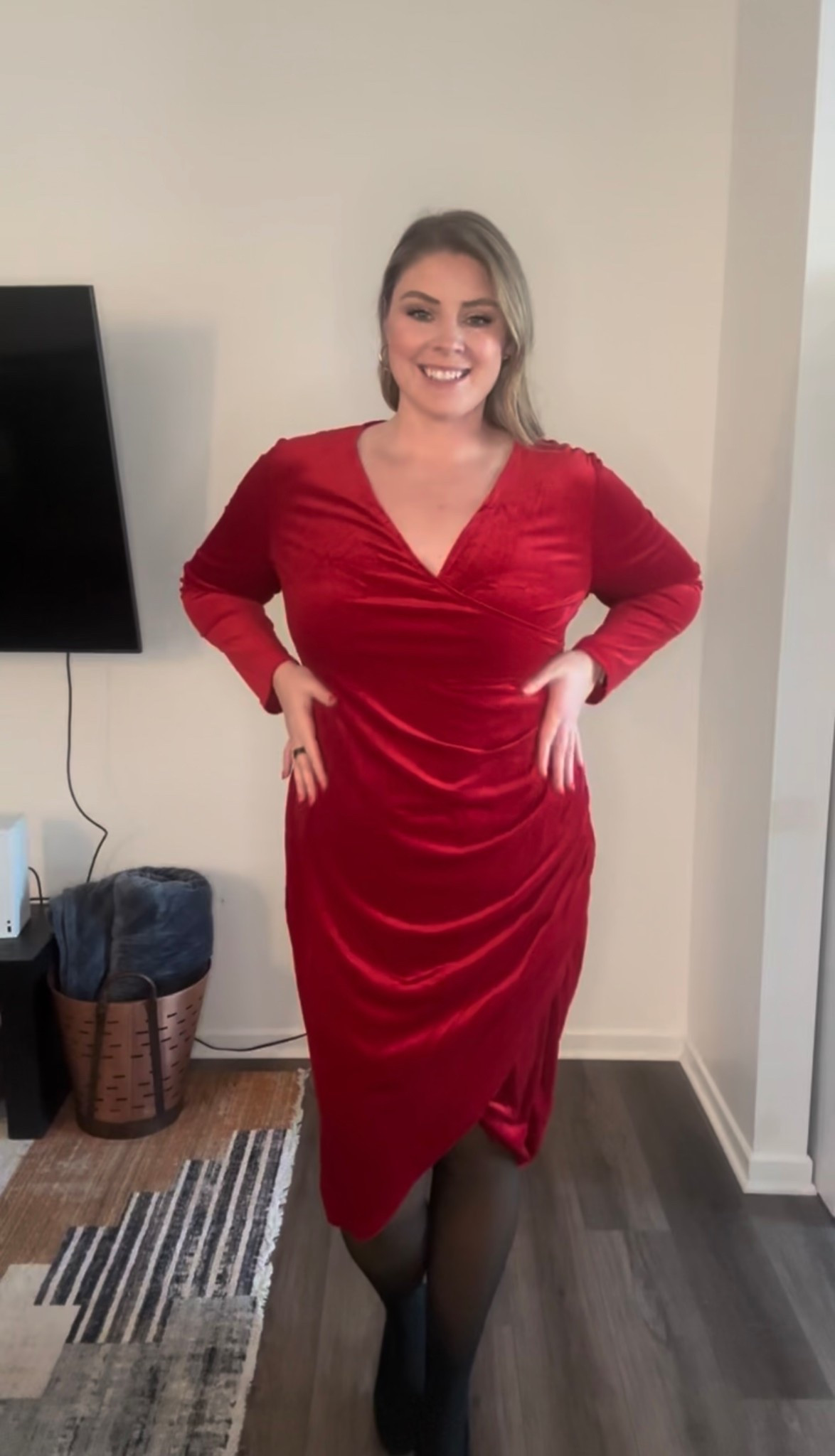A perfect, velvet, holiday dress! 

plus size dresses, mid size dresses, affordable dresses, velvet dress, winter fashion, holiday dresses 

#LTKPlusSize #LTKFindsUnder50 #LTKMidsize