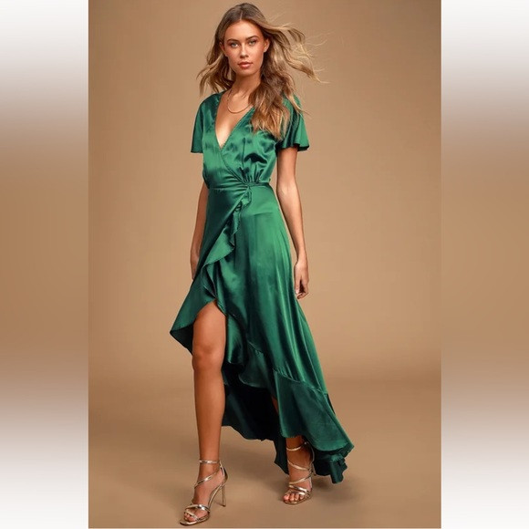 Lulus emerald green satin dress | Poshmark