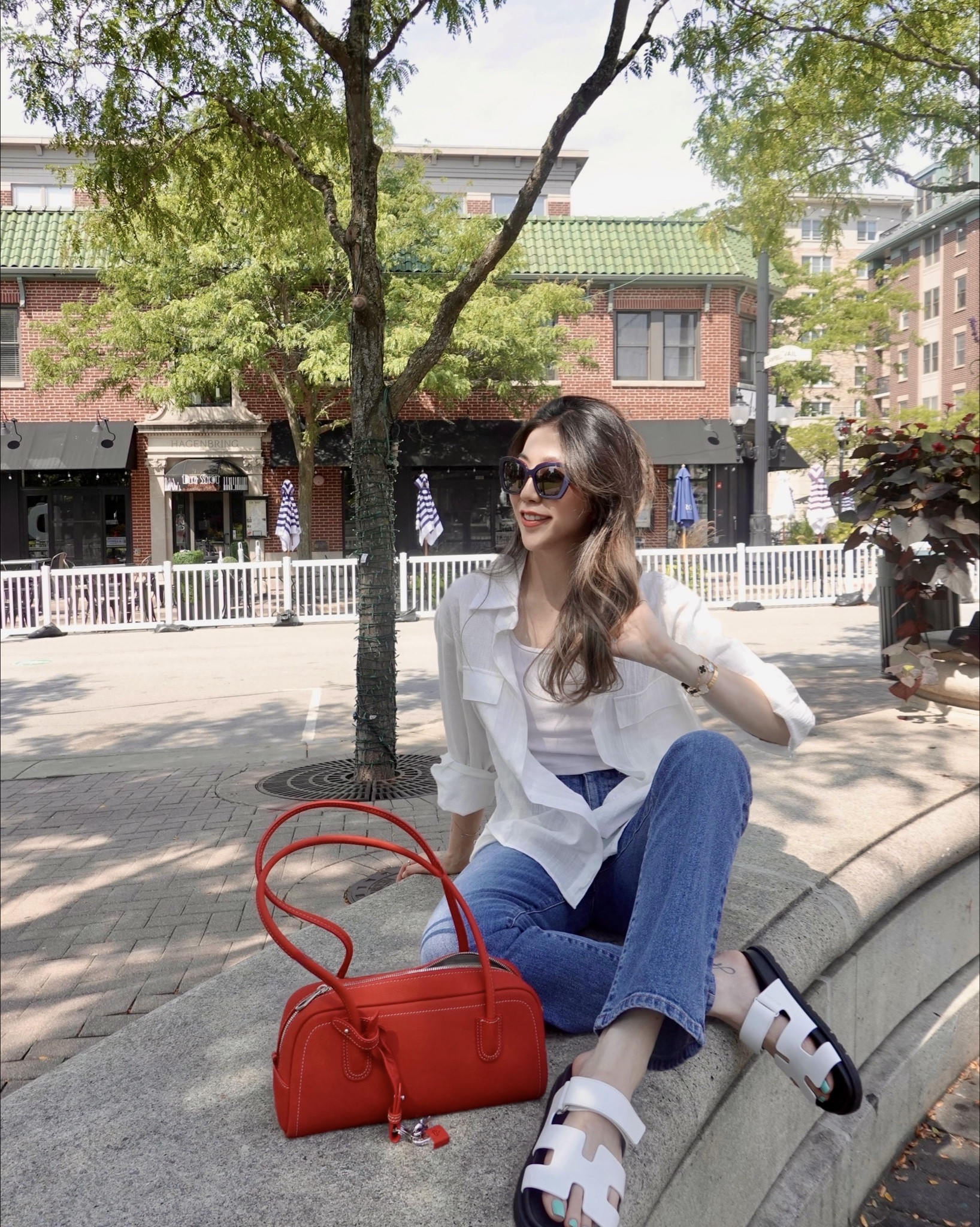 Versatile white shirt for the season!

#LTKSeasonal #LTKFindsUnder50 #LTKFallSale