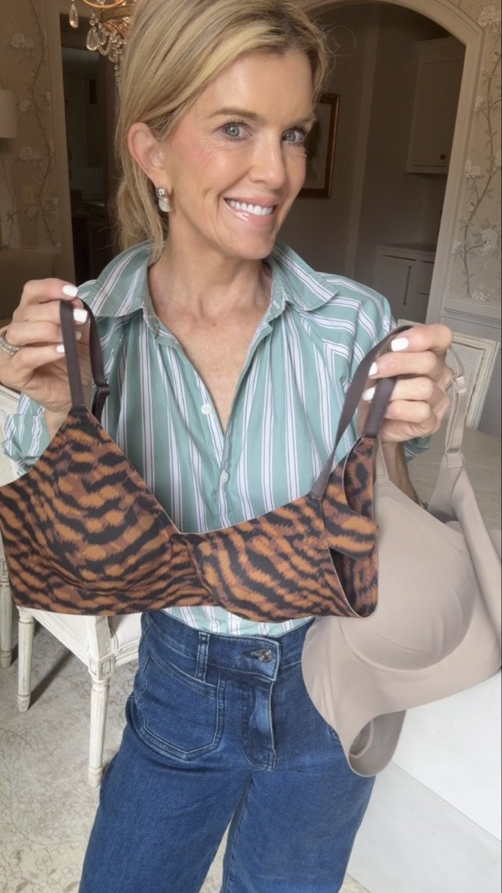 The EBY Memorial Day Sale is here. Buy 1 bra, get 1 free. ❤️