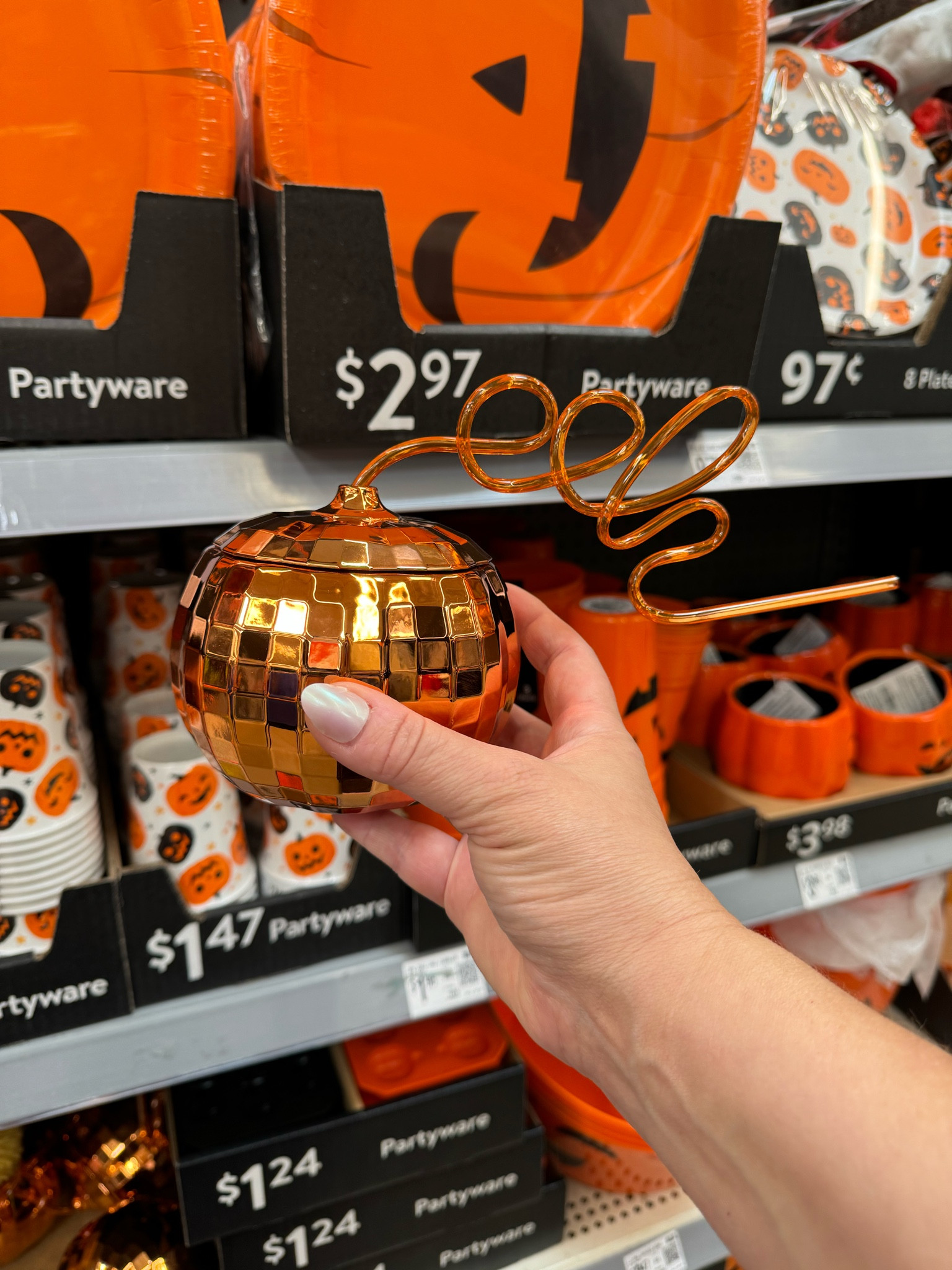 Walmart Halloween Find : Disco Ball Pumpkin Cup under $5

#halloween #halloween2024 #walmart #walmarthome

#LTKFindsUnder50 #LTKSeasonal #LTKKids
