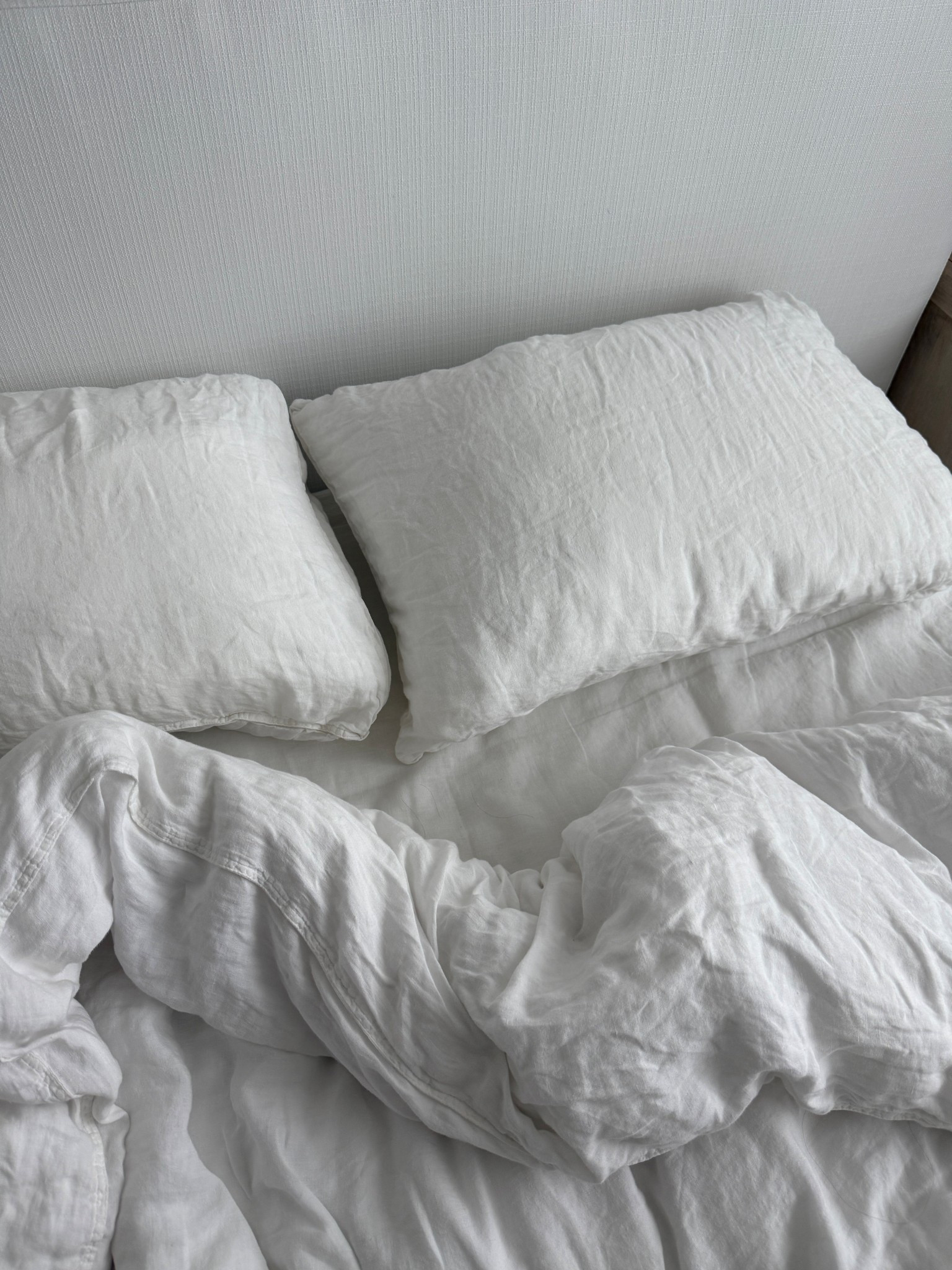 Best linen bedding on sale!!

#LTKHome #LTKHoliday