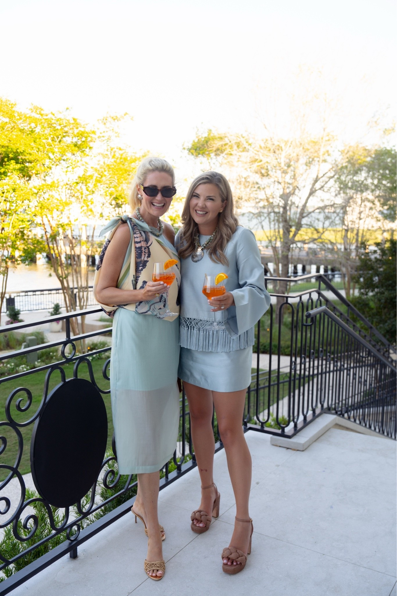 Tastemaker Travels @Tuckernuck dinner in Charleston! The perfect party looks!
