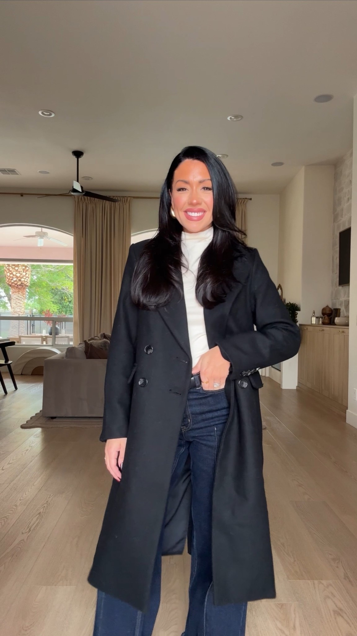 If you need a last minute pea coat for styling, this one from Amazon is great! Under $100, great quality, and warm! Perfect to put over work outfits and holiday dresses!



#LTKHoliday #LTKSeasonal #LTKootd