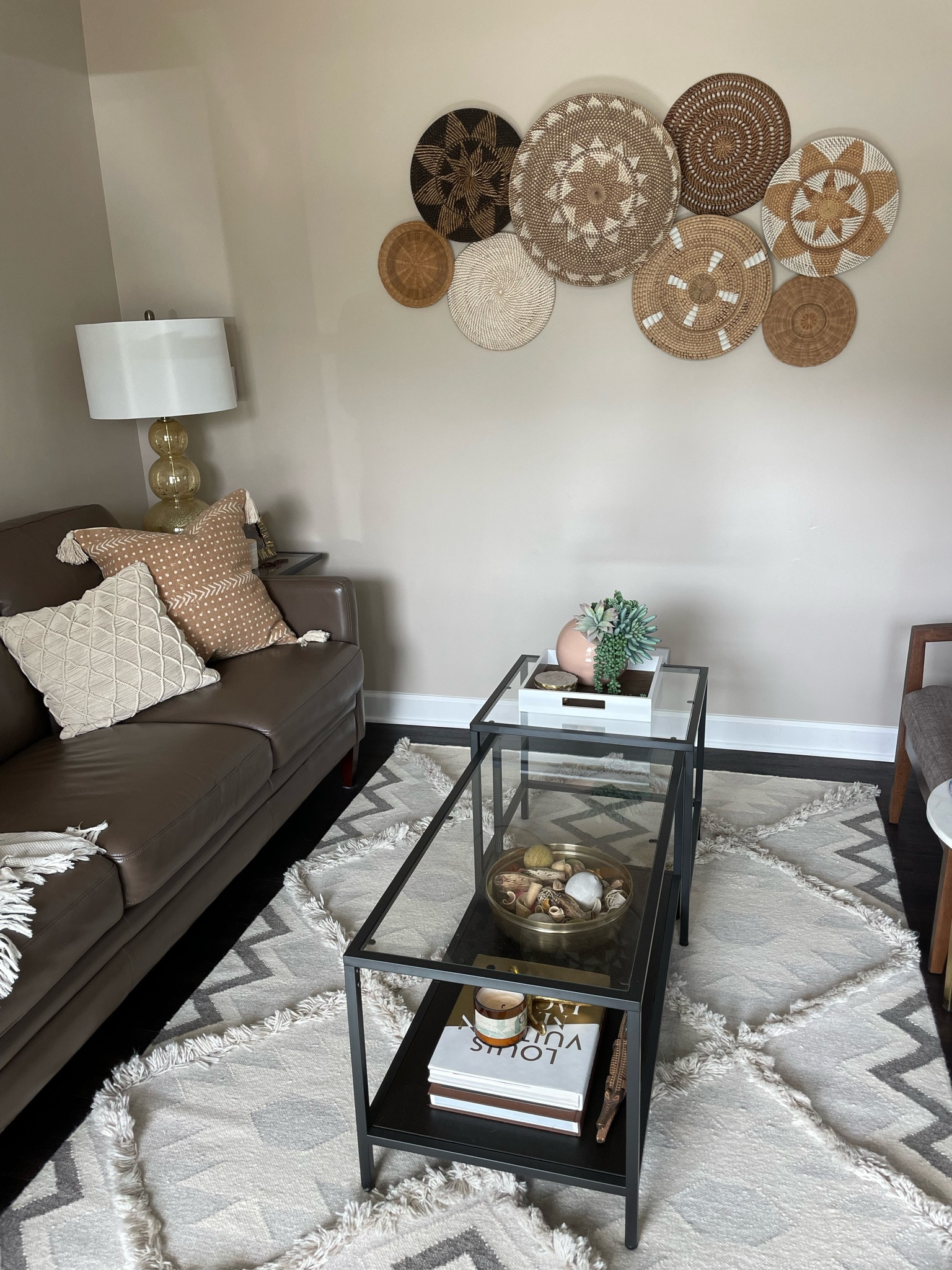 #homedecor #coffeetable #home
#coffeetablebook #walldecor #basket #coffeetabledecor #tray #books #amazon #amazonfinds #amazonhome #arearug
#rug #worldmarket #coaster #marble #boho #bohostyle #bohodecor

#LTKunder100 #LTKhome