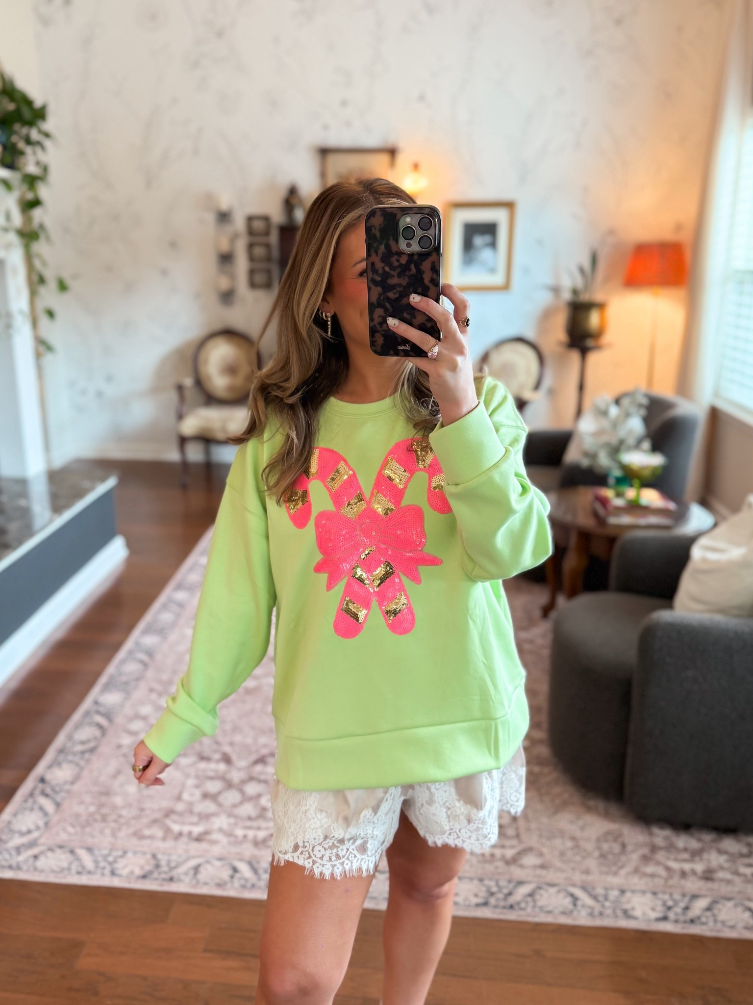 Candy cane Christmas sweatshirt 😍

#LTKHoliday #LTKootd