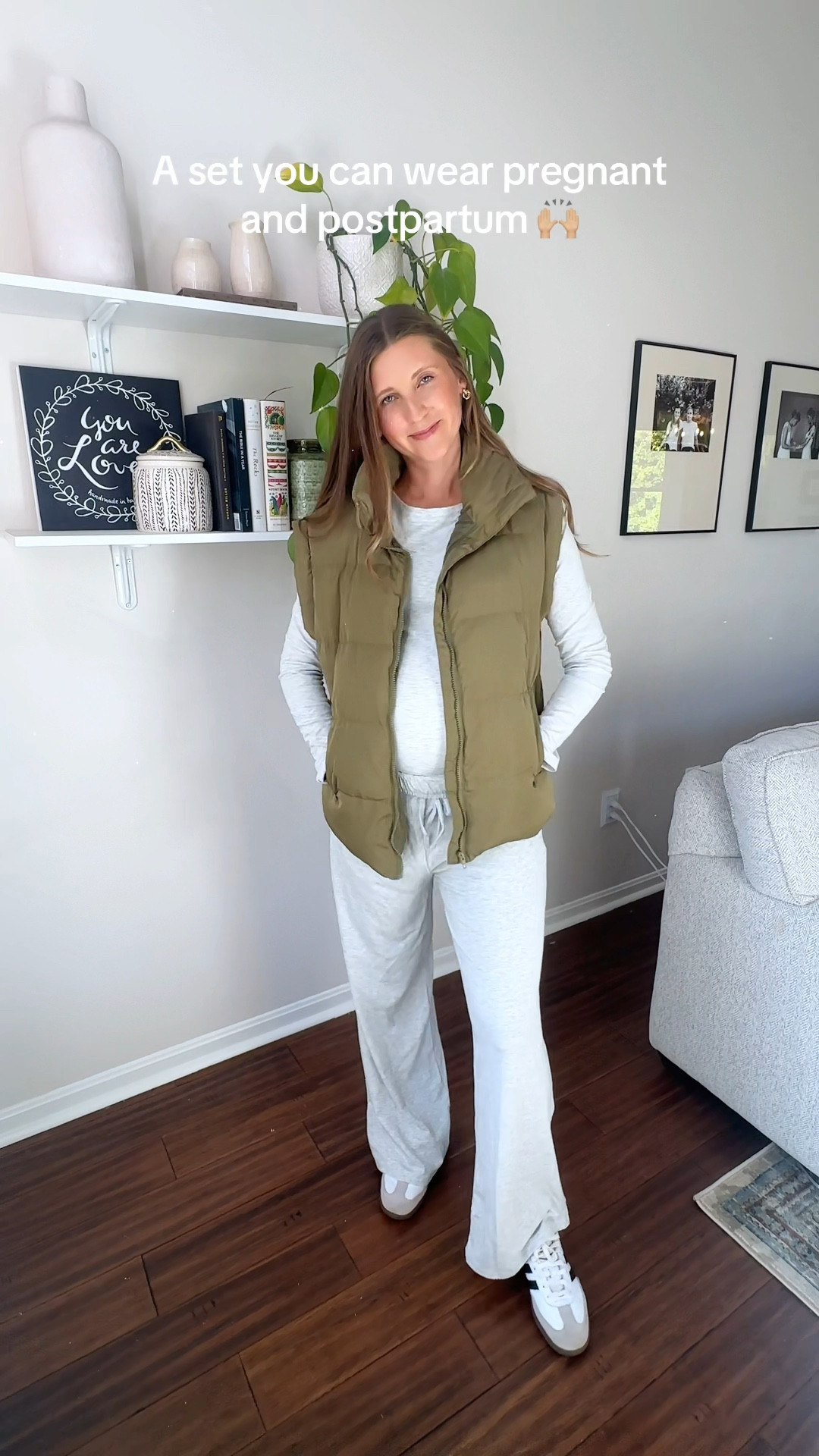 Size medium in the gray set and small in the vest!