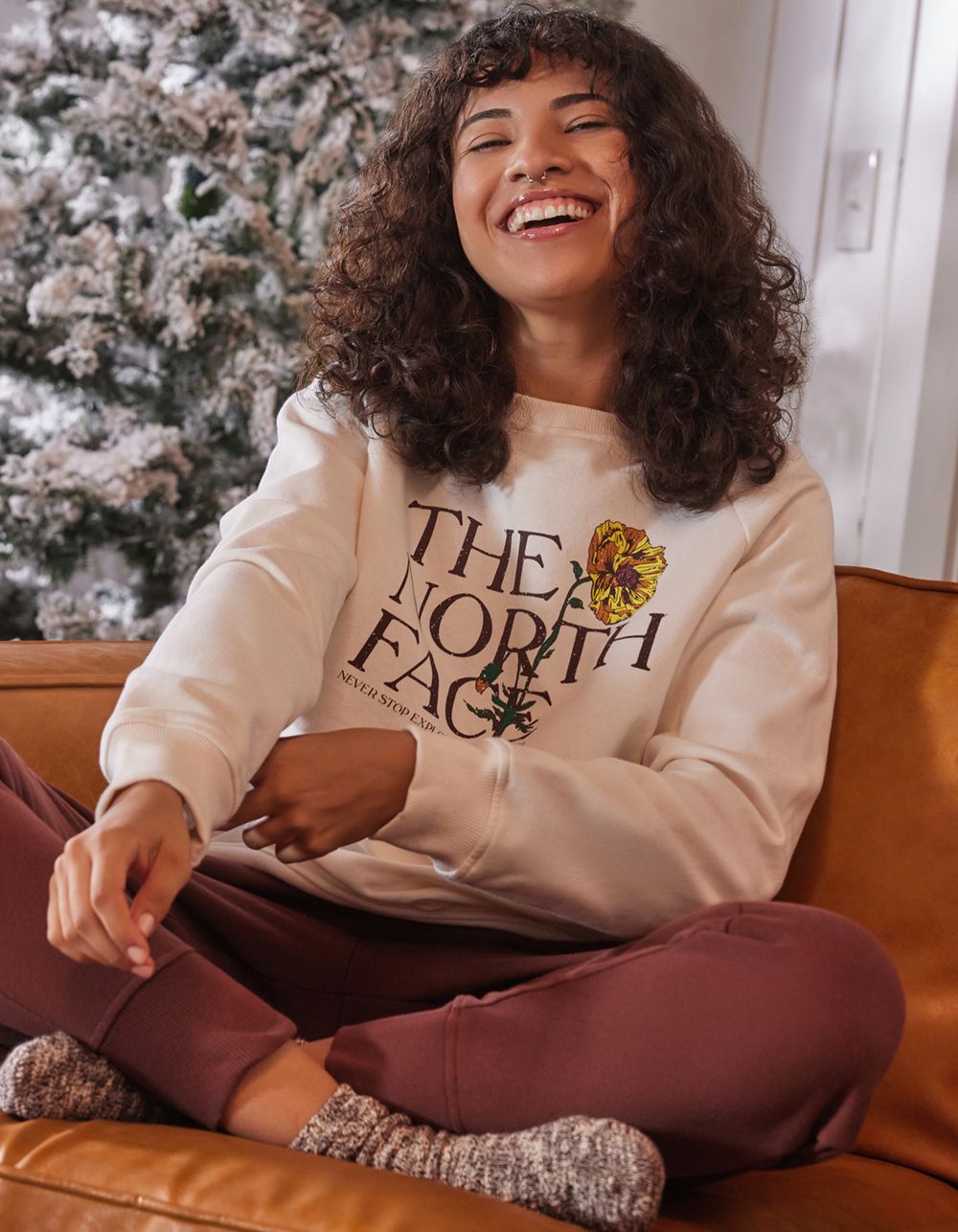 THE NORTH FACE Graphic Injection Womens Crewneck Sweatshirt | Tillys