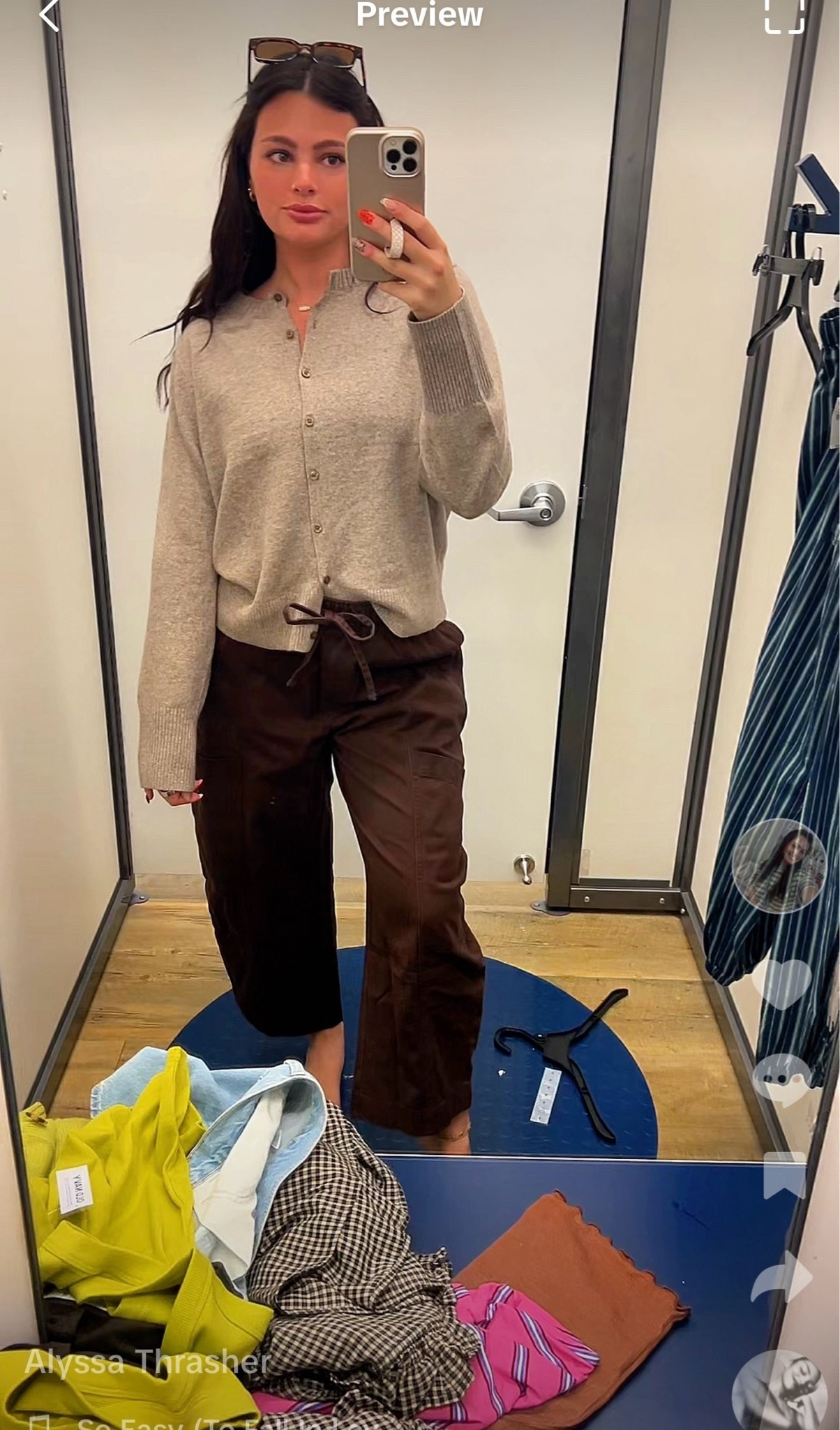 Size xL sweater 
Size medium pants

#LTKdayinmylife #LTKSeasonal #LTKootd