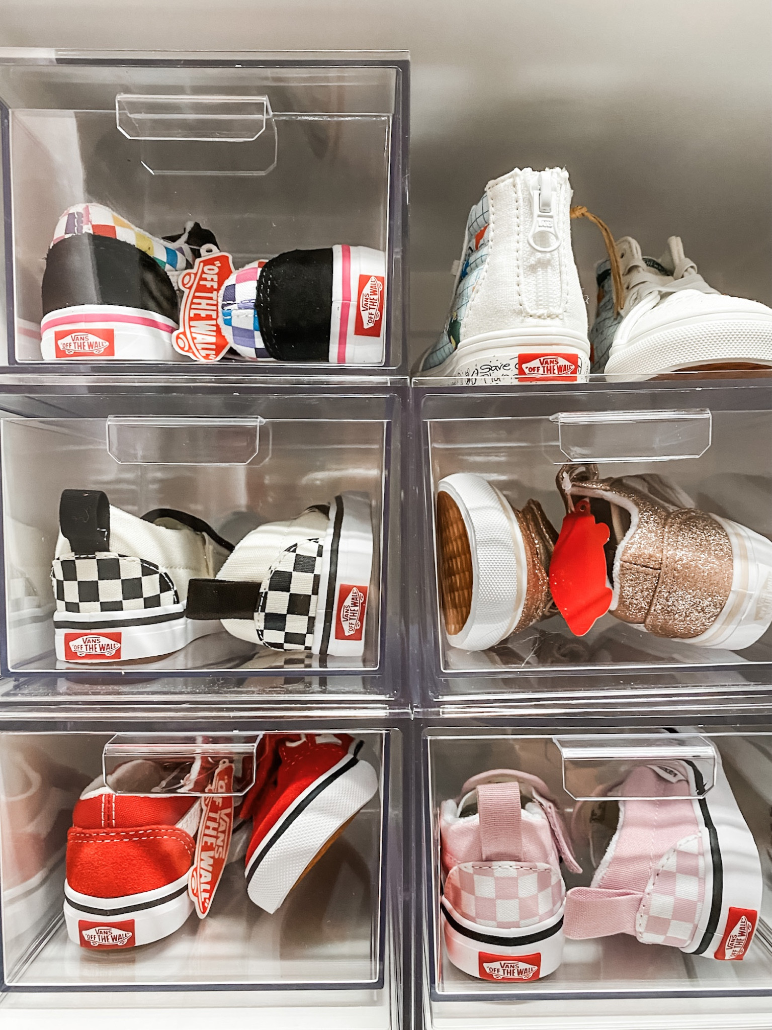 👞 👟 👠 👢 Want your shoes to stay clean and last longer? Consider a clear shoe box! The containers are clear so you can easily see each pair of shoes, they’re stackable to maximize your closet space, and they keep your shoes clean and dust free!

#LTKSeasonal #LTKhome #LTKstyletip