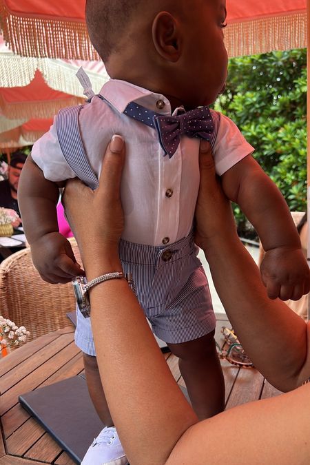 Baby boy’s suspended outfit had him looking distinguished 🥹

#LTKfindsunder50 #LTKbaby