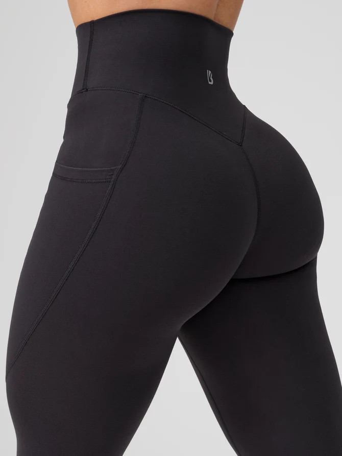 Rosa Pocket Legging - Onyx Black | Buffbunny