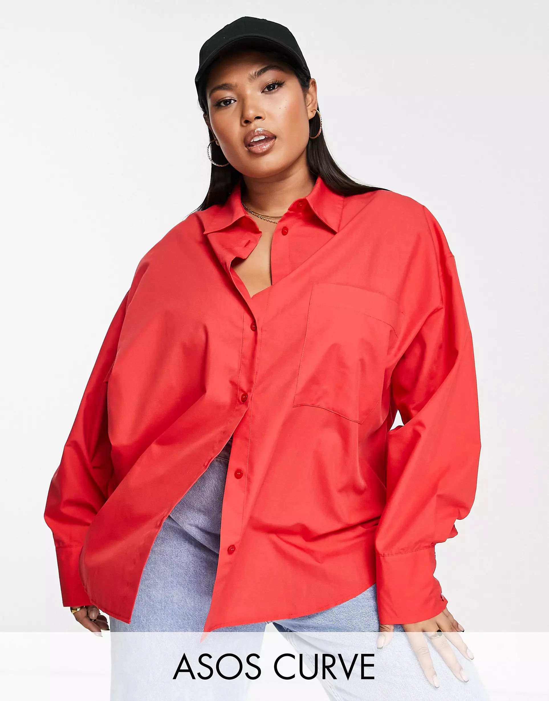ASOS DESIGN Curve relaxed dad shirt with dipped hem in red | ASOS (Global)