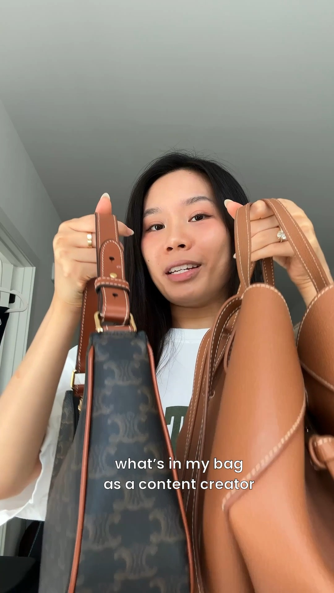 what’s in my bag as a content creator - my everyday essentials and filming gear

my bags: celine & polene cyme mini

#LTKBeauty #LTKFindsUnder100 #LTKItBag