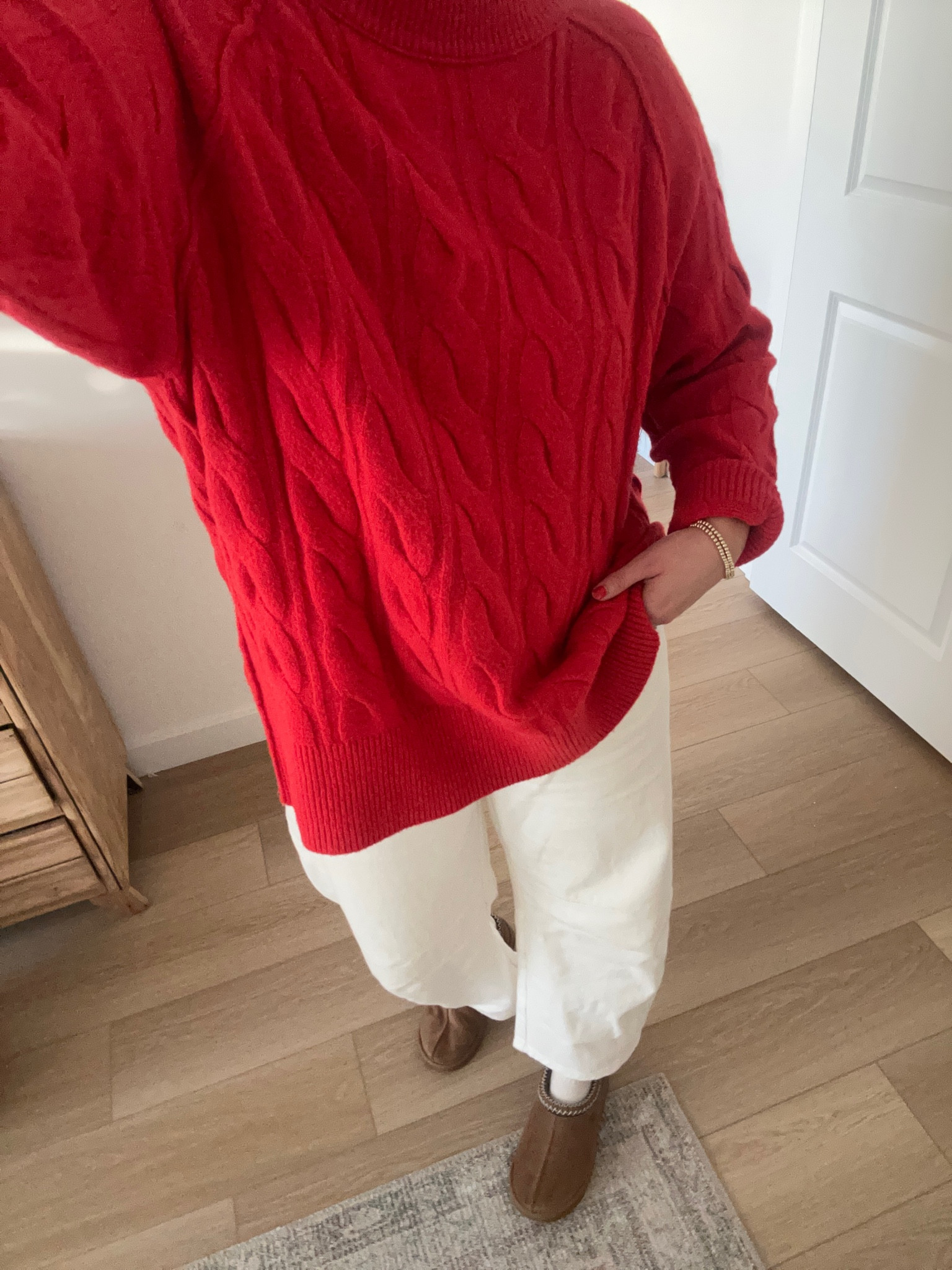 The white pants are sold out! Aerie sweater comes oversizied’ 

#LTKSaleAlert #LTKFindsUnder50 #LTKFindsUnder100
