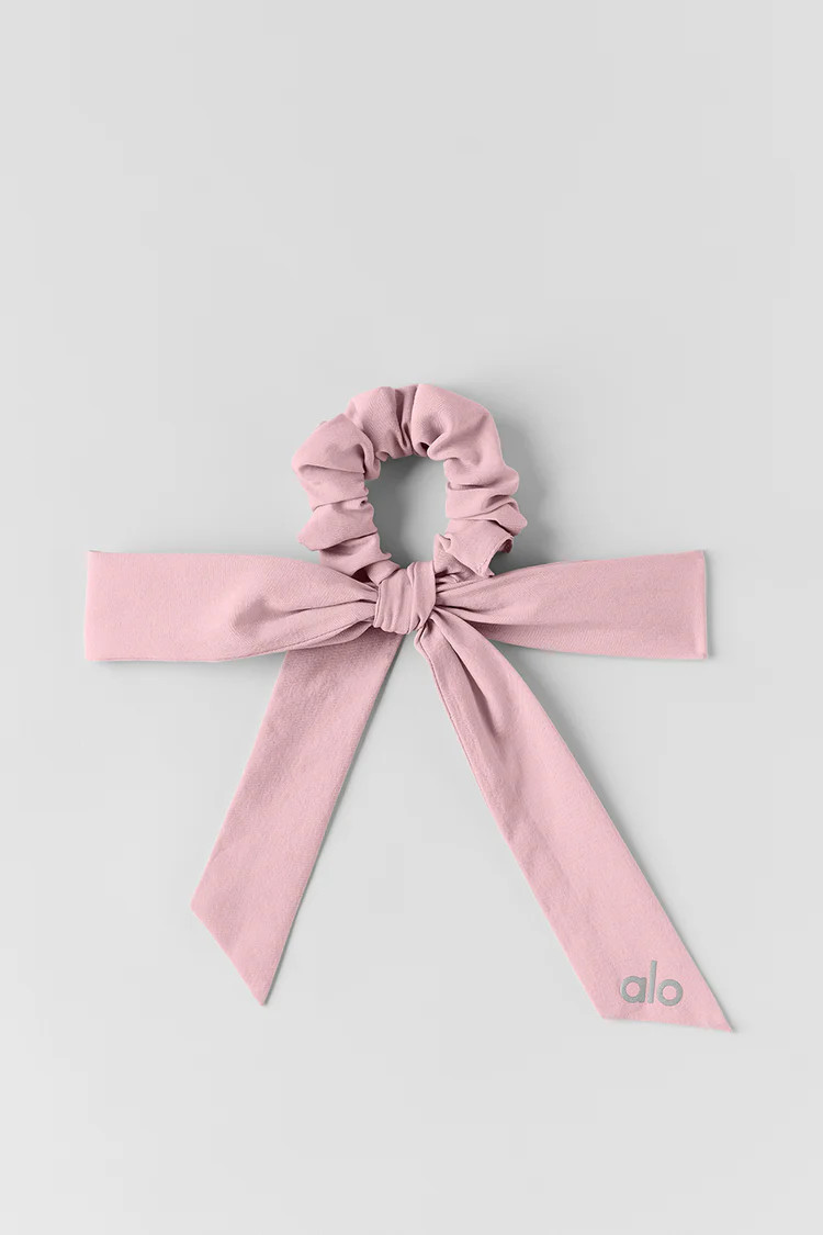 Love Knots Tie Scrunchie | Alo Yoga (US)