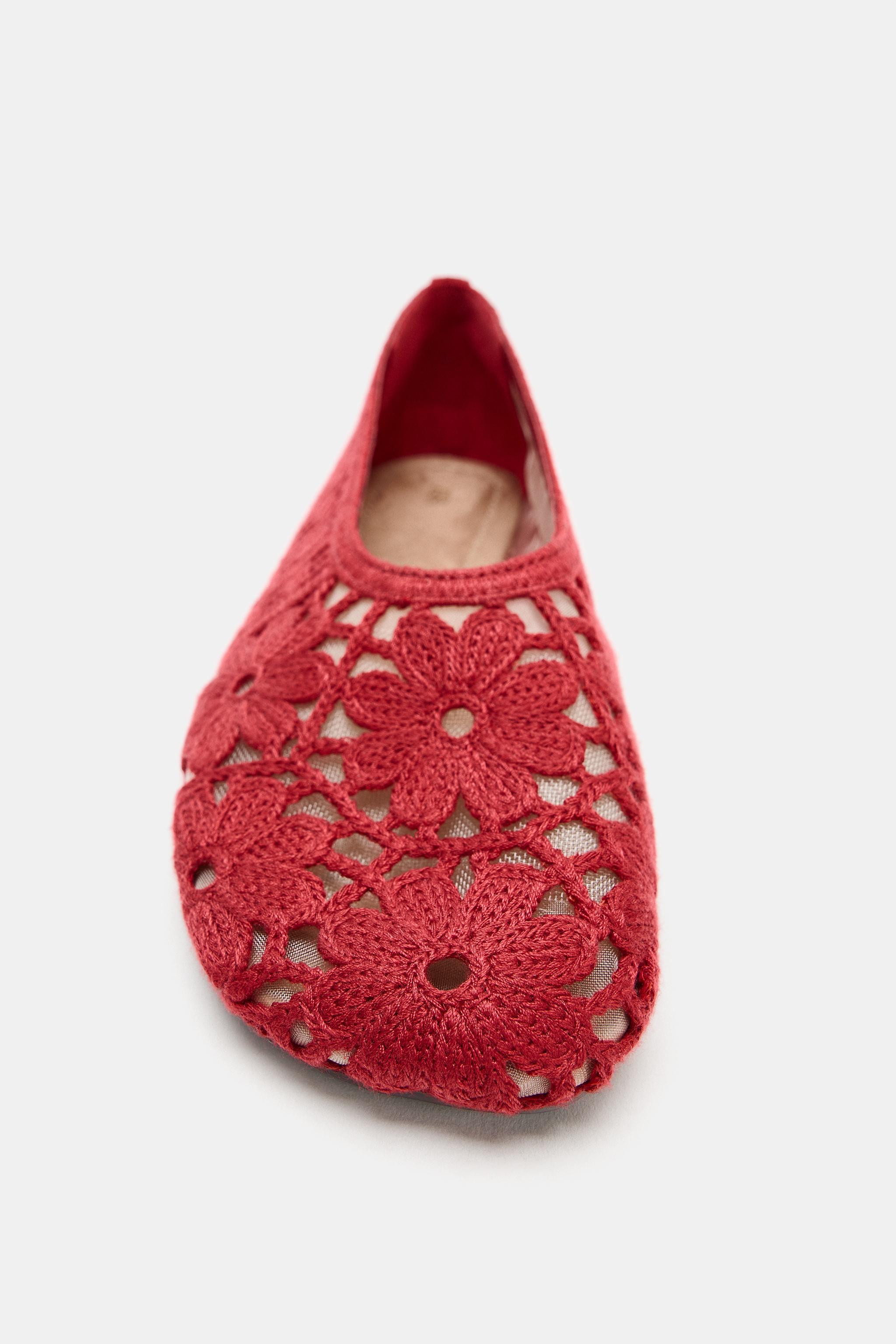 Model height: 170 cmBallet flats. Floral print crochet top. Round toe.Sole height: 1 cm / 0.3\u20... | Zara UK