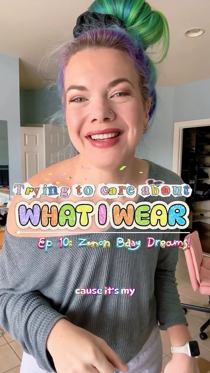 BIRTHDAY FIT CHECK 🤩🧑🏻‍🎤🪩🛸🌈 

💬 “WANT” and I’ll send you the 🔗 for the full fit!

#birthdayfitcheck #zenon #moonboots #wearwhatyoulove #ootd