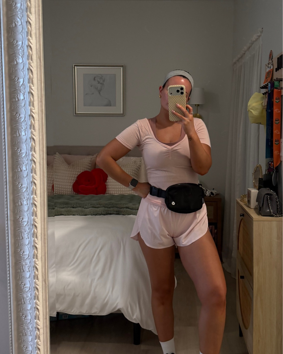 all pink for today’s run 🏃🏻‍♀️💖👟💅🏻

#LTKfitnessgoals #LTKootd #LTKActive